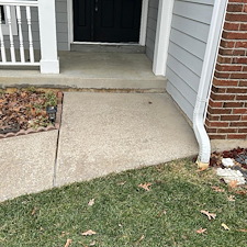 Top-Quality-Driveway-Cleaning-Service-Performed-in-New-Melle-Mo 2