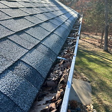Top-Quality-Gutter-Cleaning-Performed-in-New-Melle-Mo 0